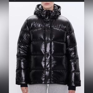 THE SUPER PUFF black gloss